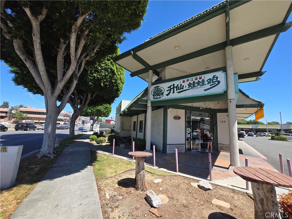 120 S Atlantic Boulevard