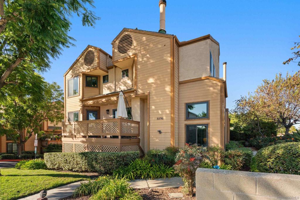 8896 Highwood Dr C