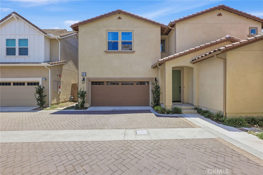 7022 Calla Lily 3