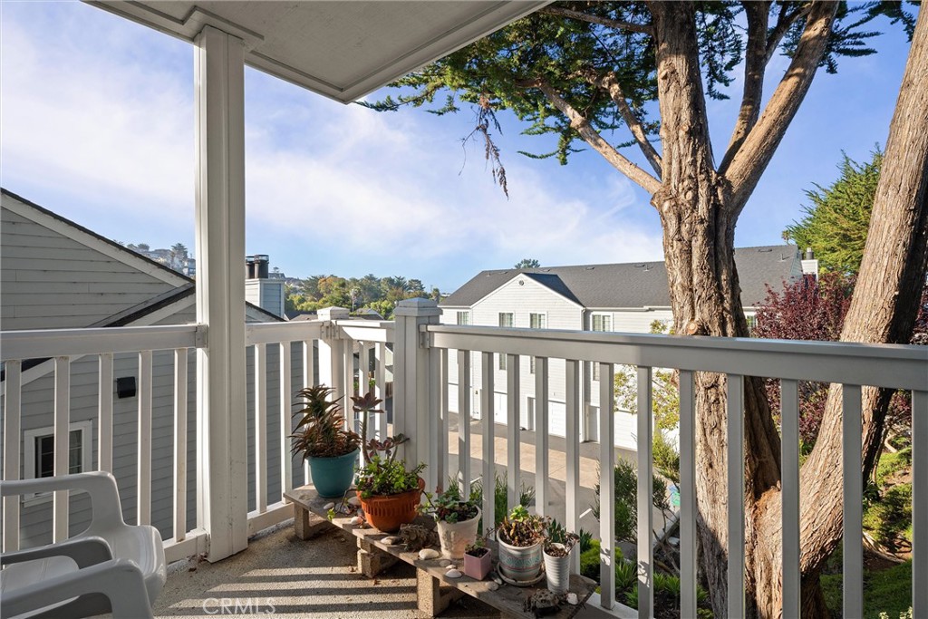164 Cypress Avenue 15