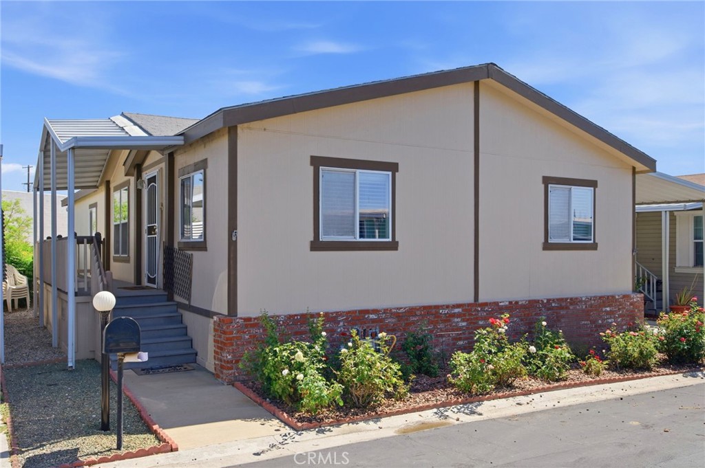 8811 Canoga Avenue 229
