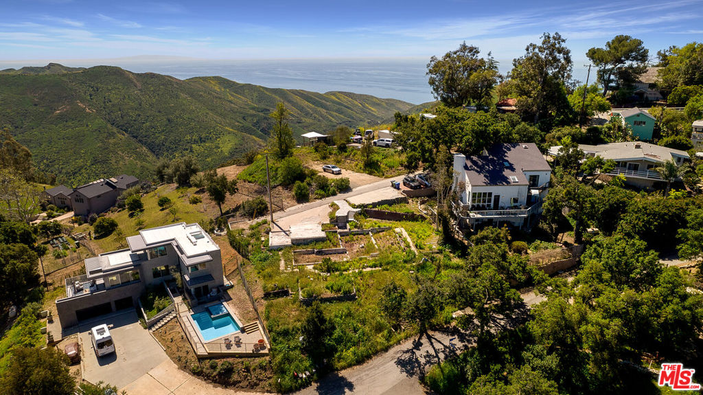 26166 Fairside Road