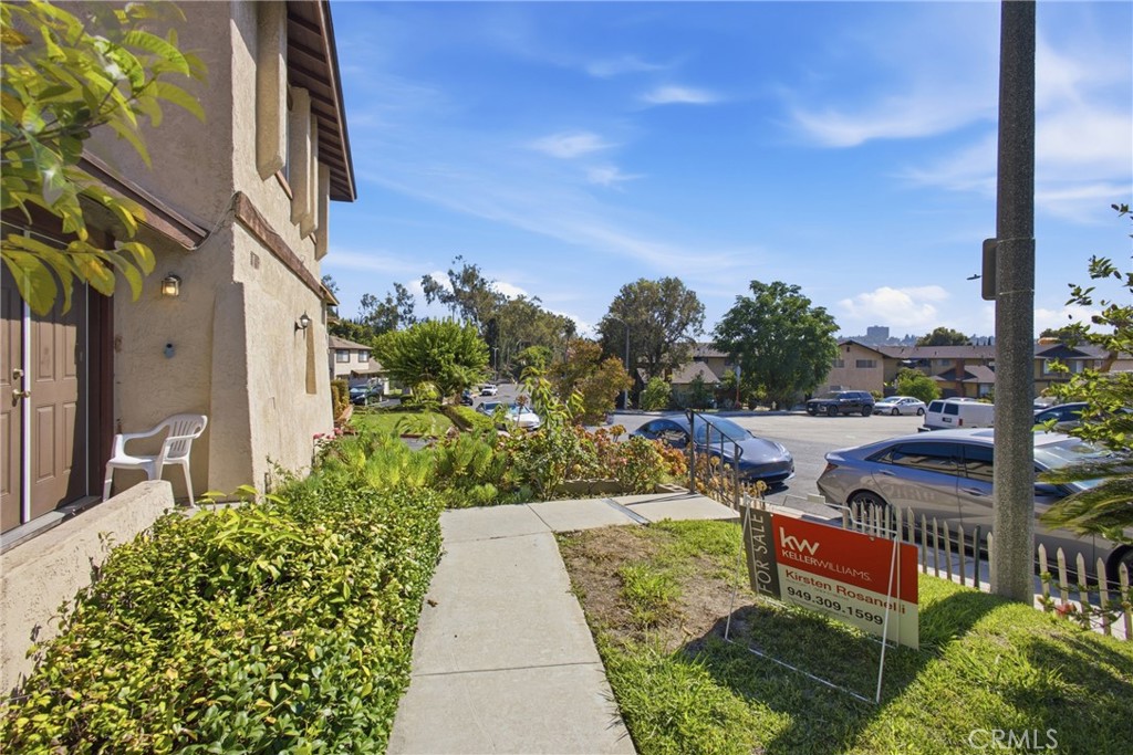 2430 S Ridgewood