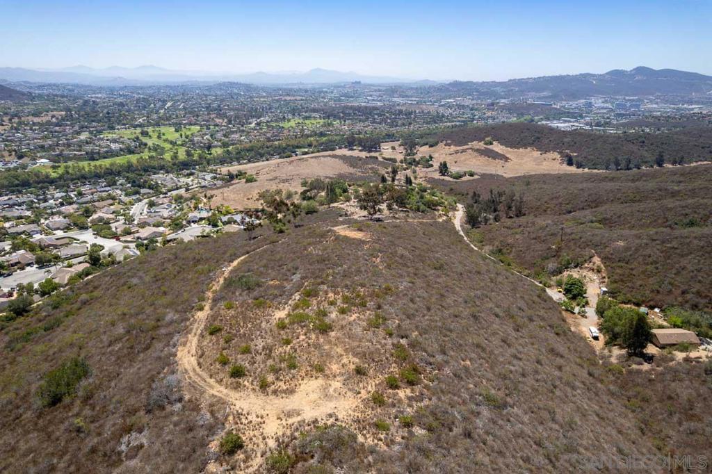 N Twin Oaks Valley Rd