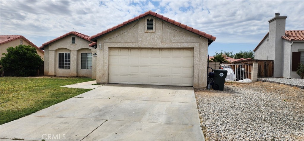 15009 Hopland
