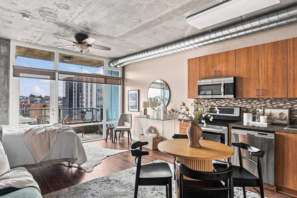 1080 Park Blvd 708
