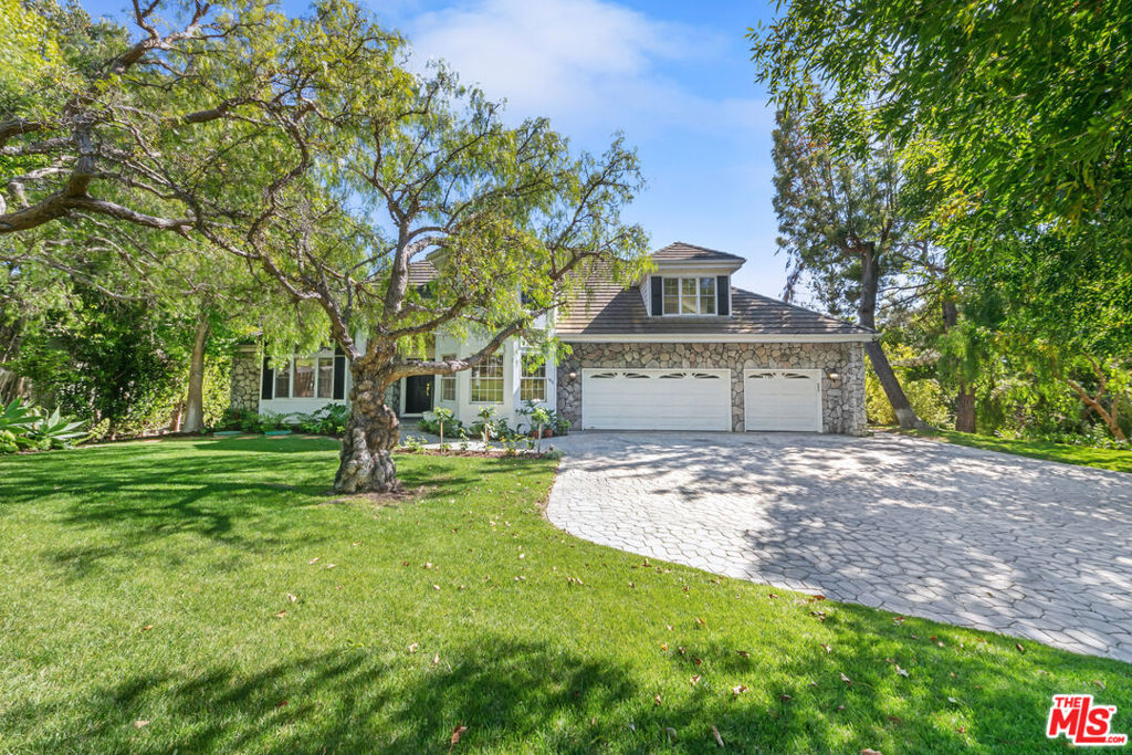 5958 BUSCH Drive
