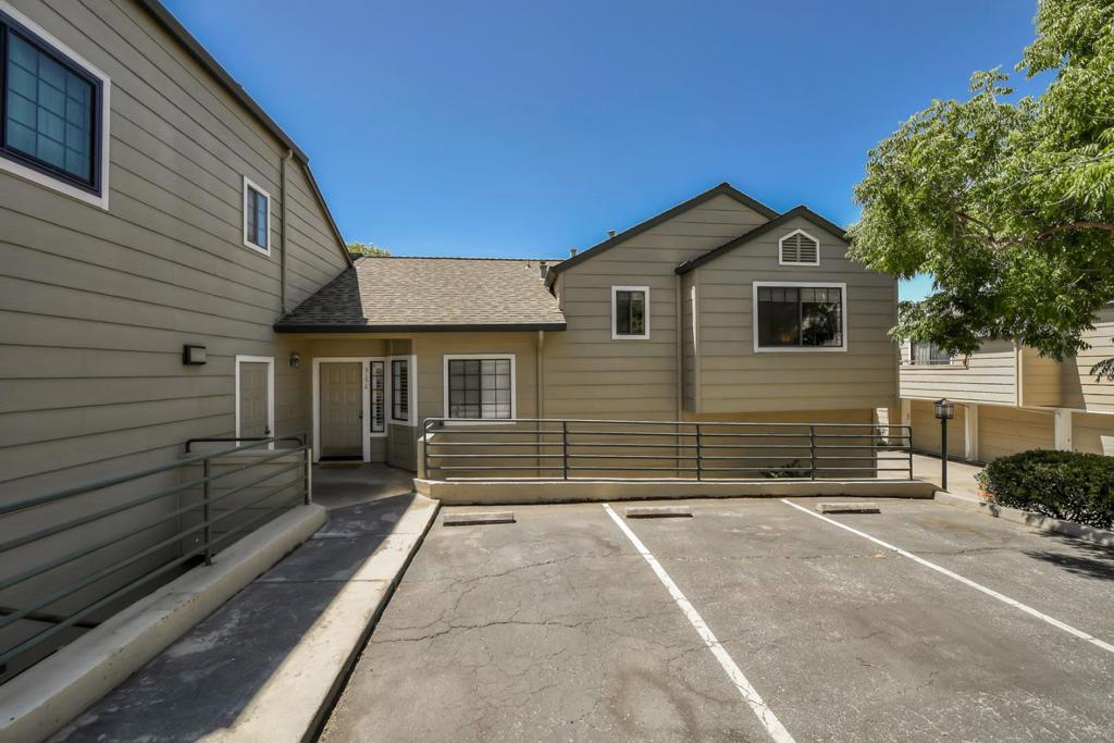 3156 Heather Ridge Drive