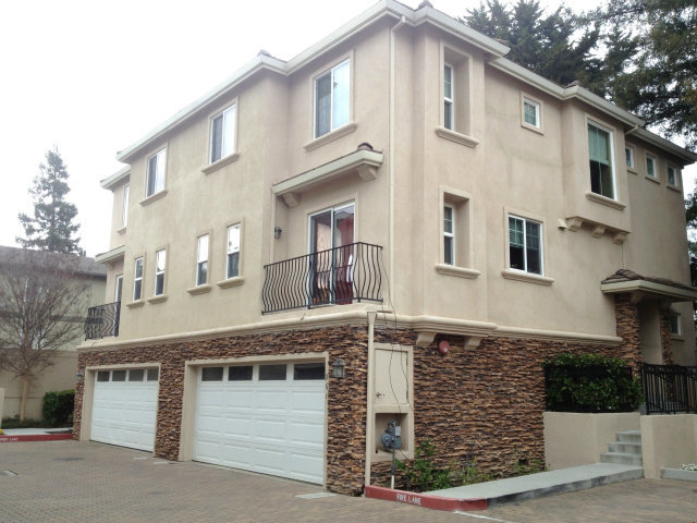 963 BELLOMO Avenue