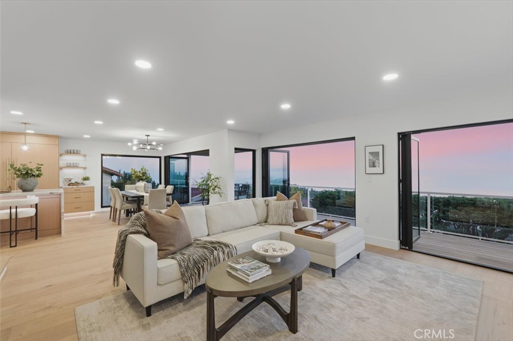 6762 Birchman Drive