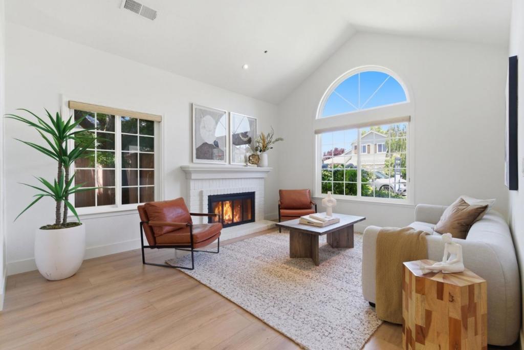 608 Anacapa Lane