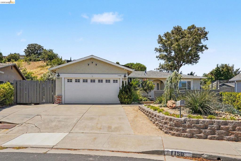 1150 Los Palos Ct