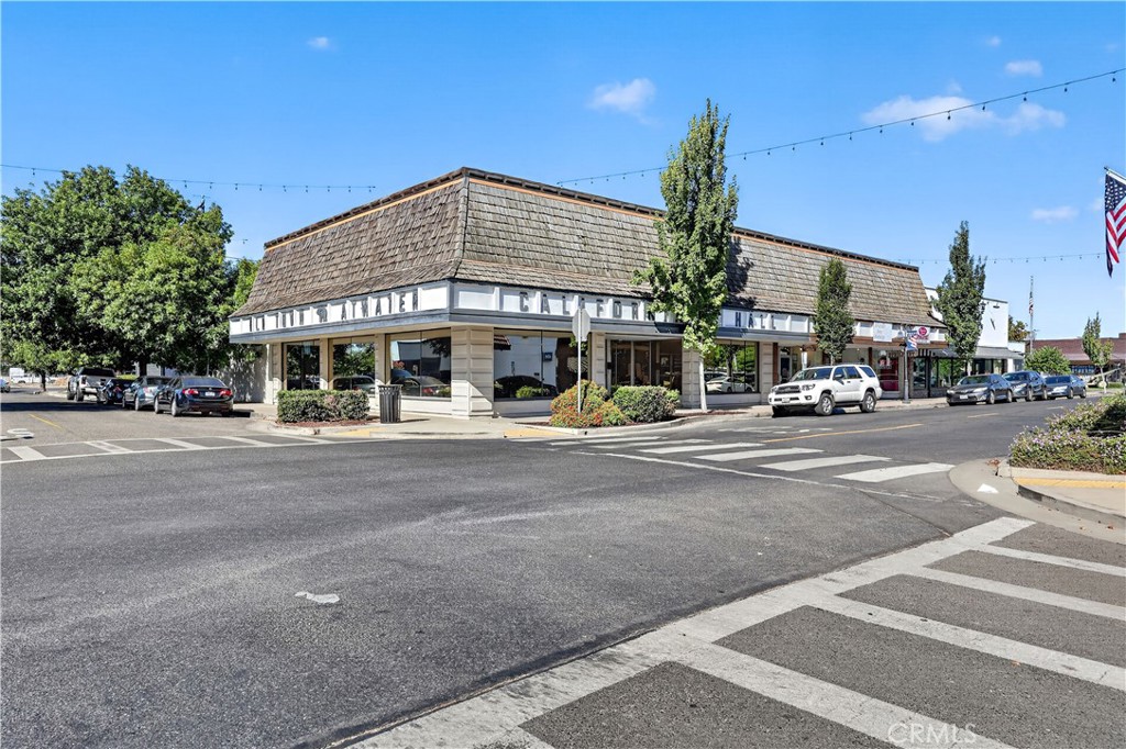 1300 Broadway