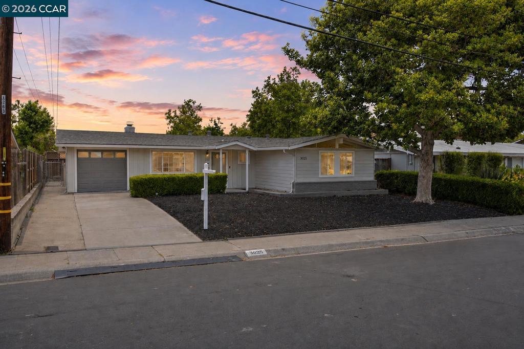 3025 Justin Way