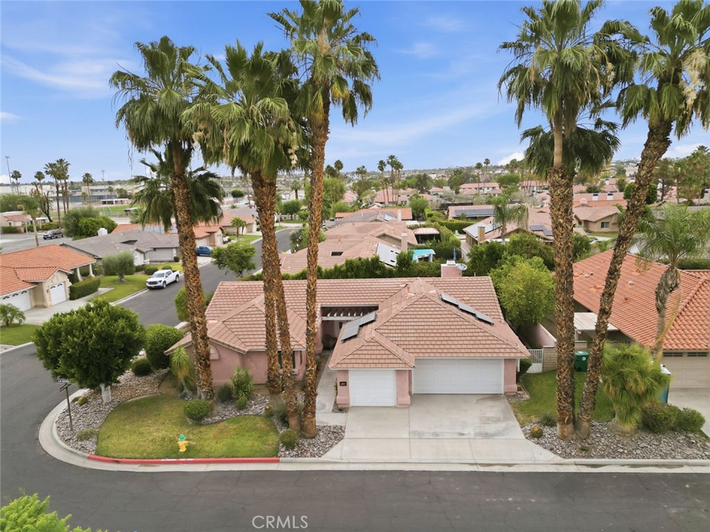 75100 La Sierra Drive