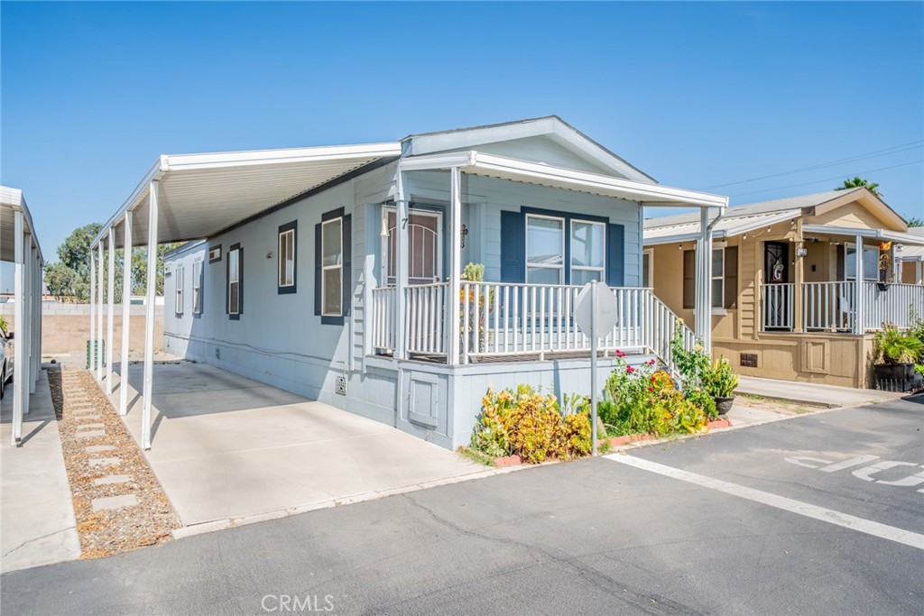 721 E 9th 7