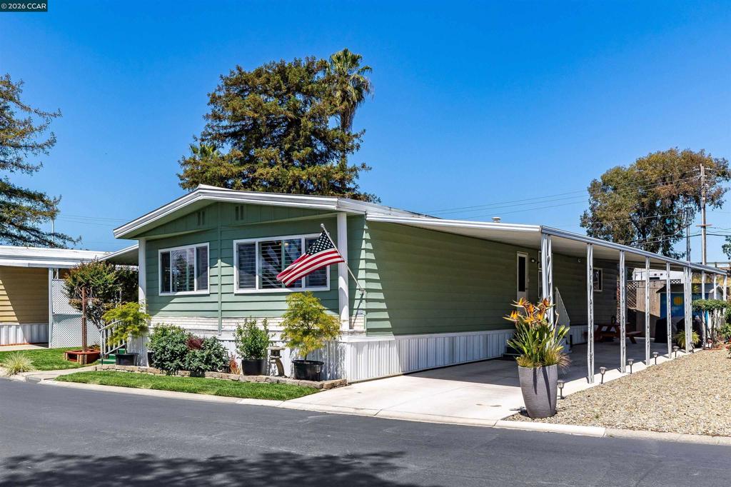 2368 Dalis Drive