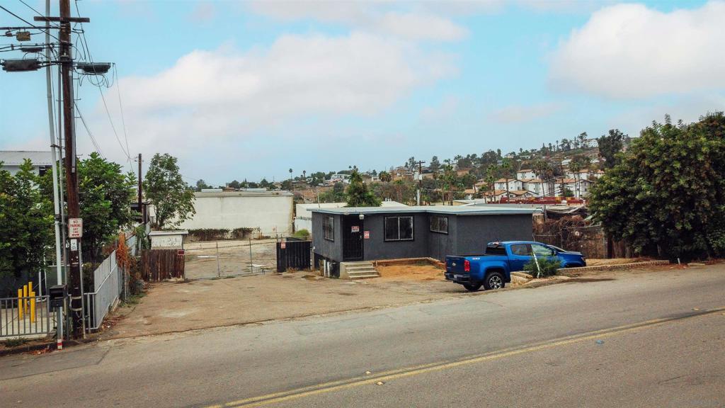 1424 Presioca St.