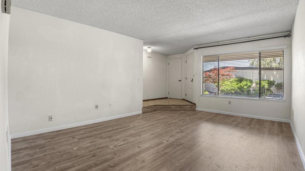 622 N Ahwanee Terrace