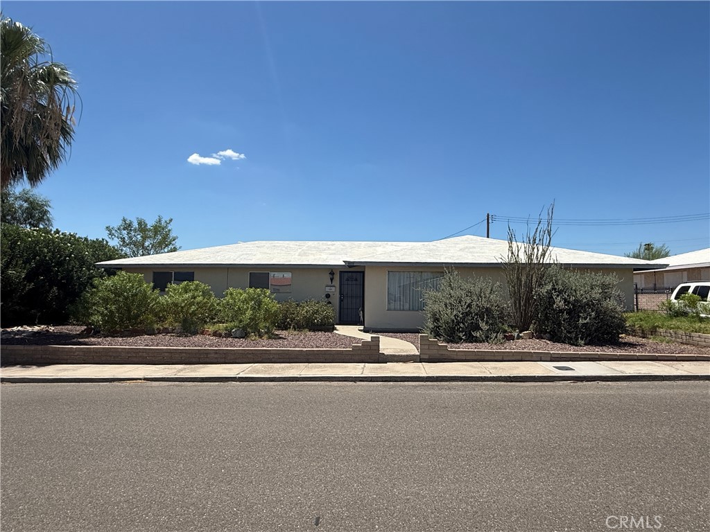 1611 Collins