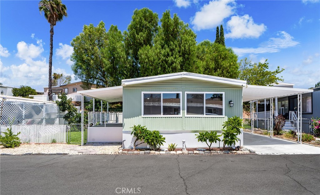15181 Van Buren Boulevard 74