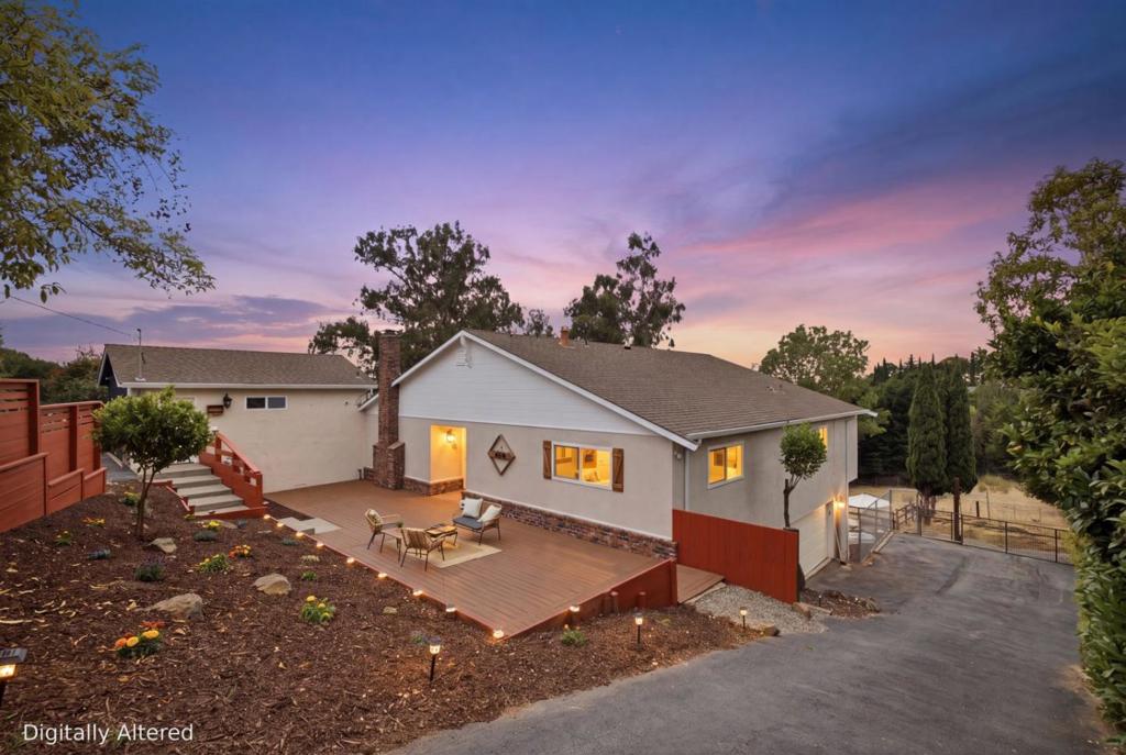 4100 Arbutus Court