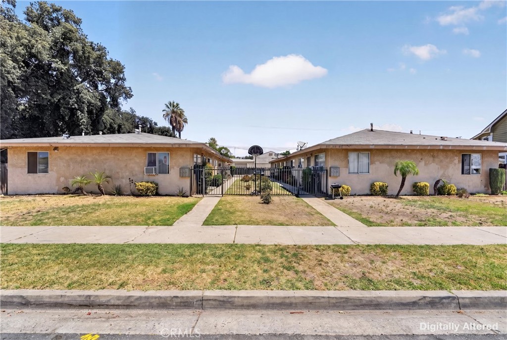 805 E 8th Street