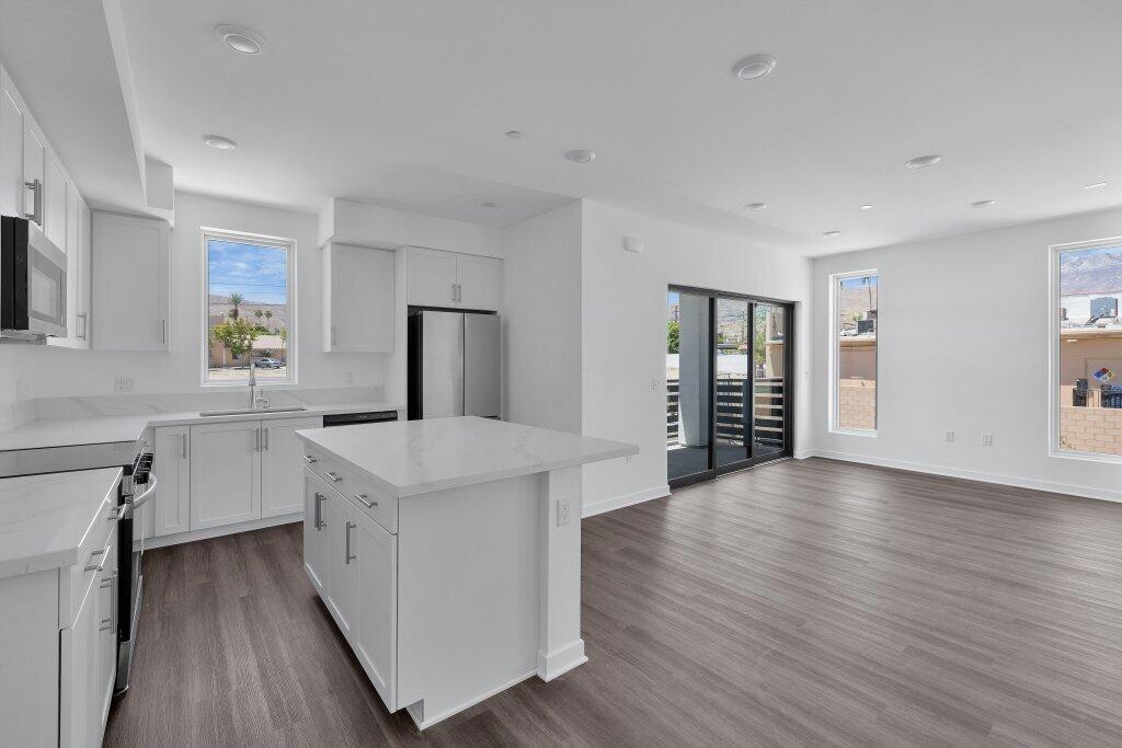 68550 Grove Street 104