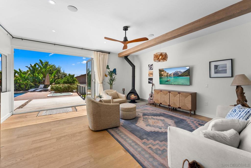 3544 Tomahawk Lane
