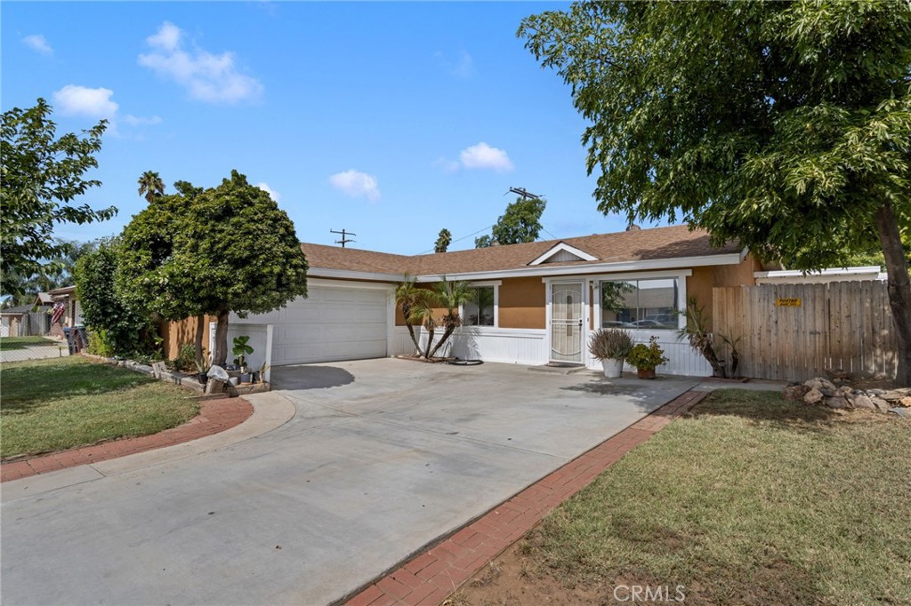 24548 Hemlock