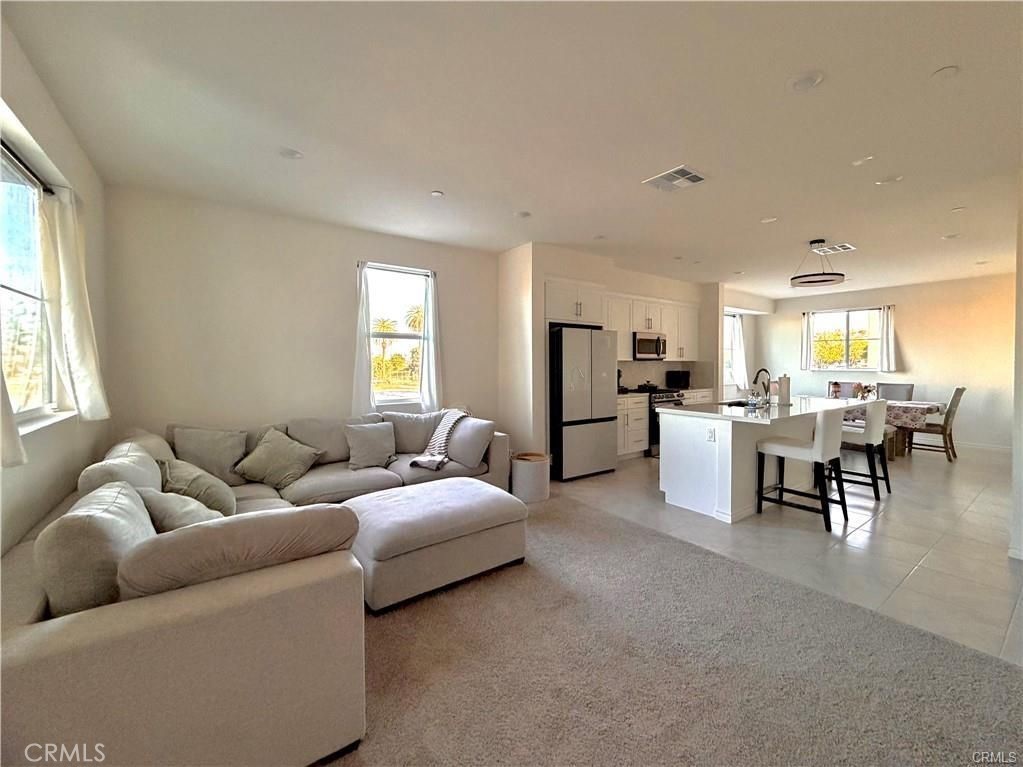 11456 Artesia