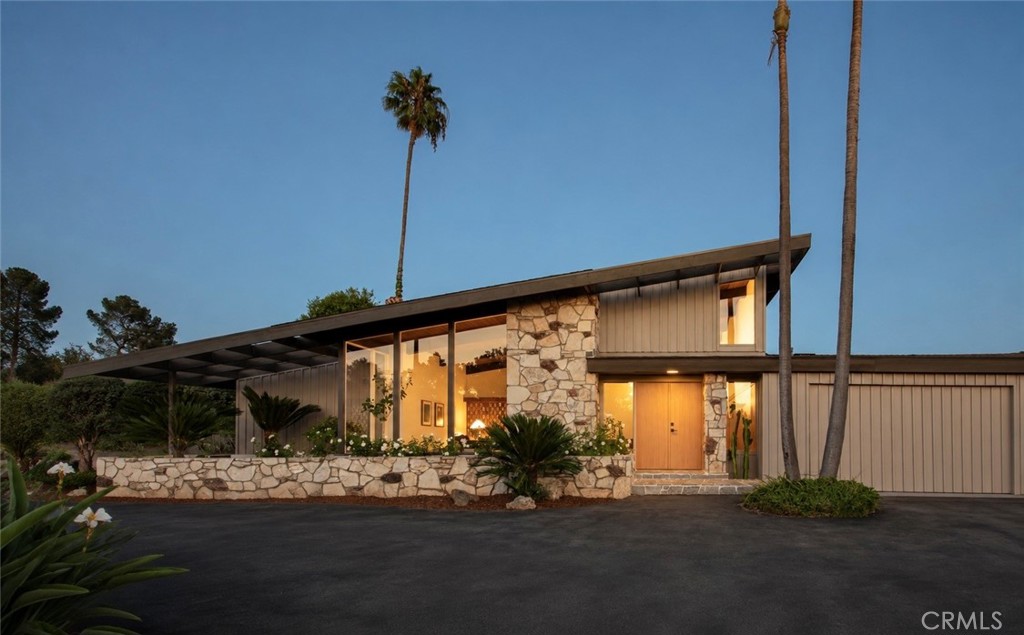3460 Rancho Rio Bonita