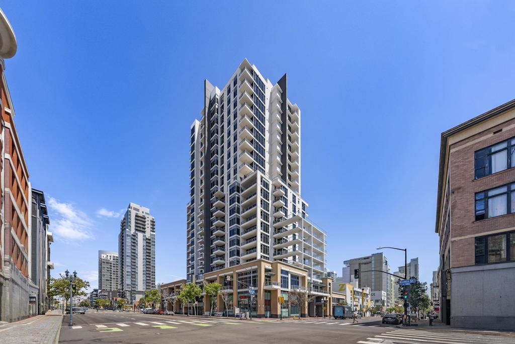 575 6th Ave 1004