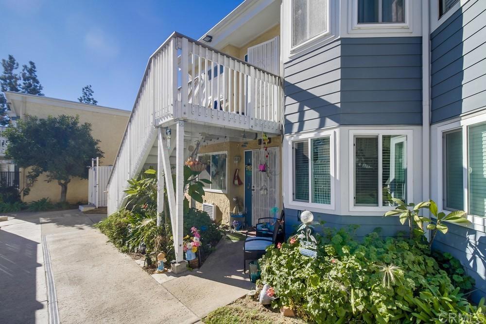 12616 Lakeshore Drive 1