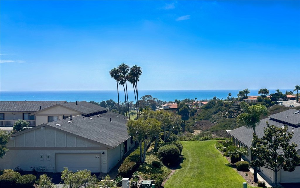 127 Avenida Adobe