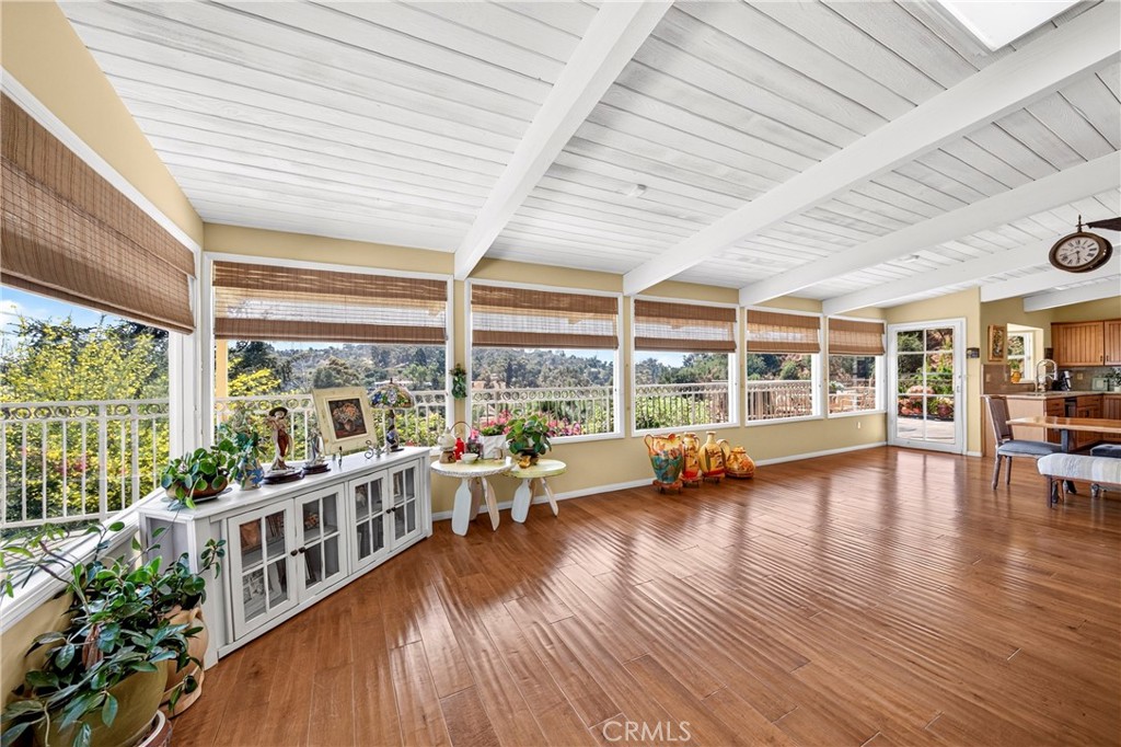 401 1/2 W. Skyline Drive