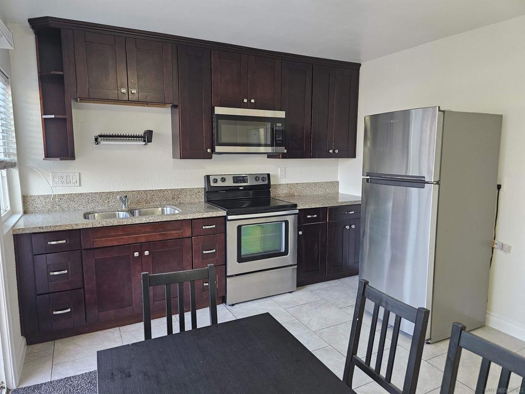 1595 Mendocino Dr. 28