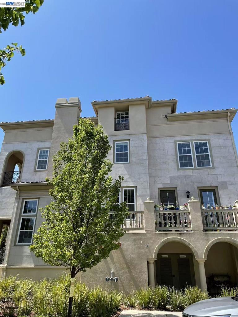 4685 Rimini Ct