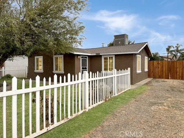 2868 Beachwood