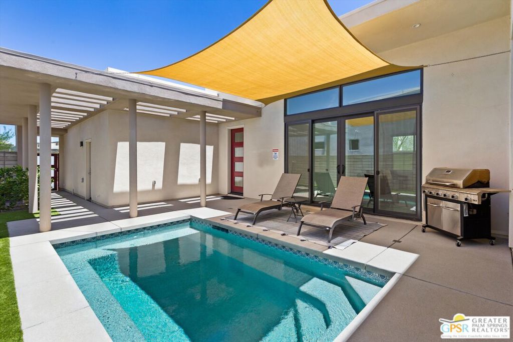 825 Fountain Drive