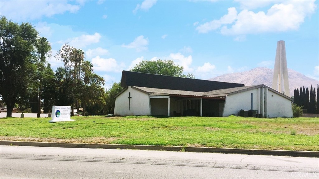12667 Michigan Street