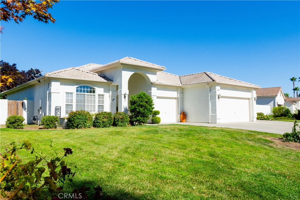 6643 Desert Springs