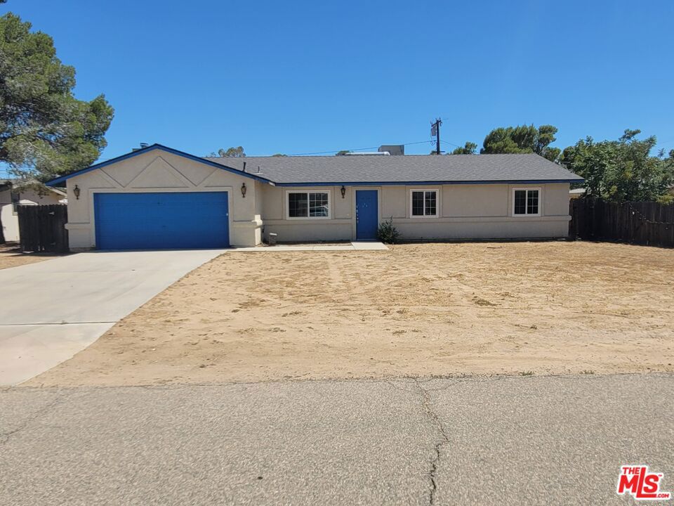 9012 Columbine Avenue