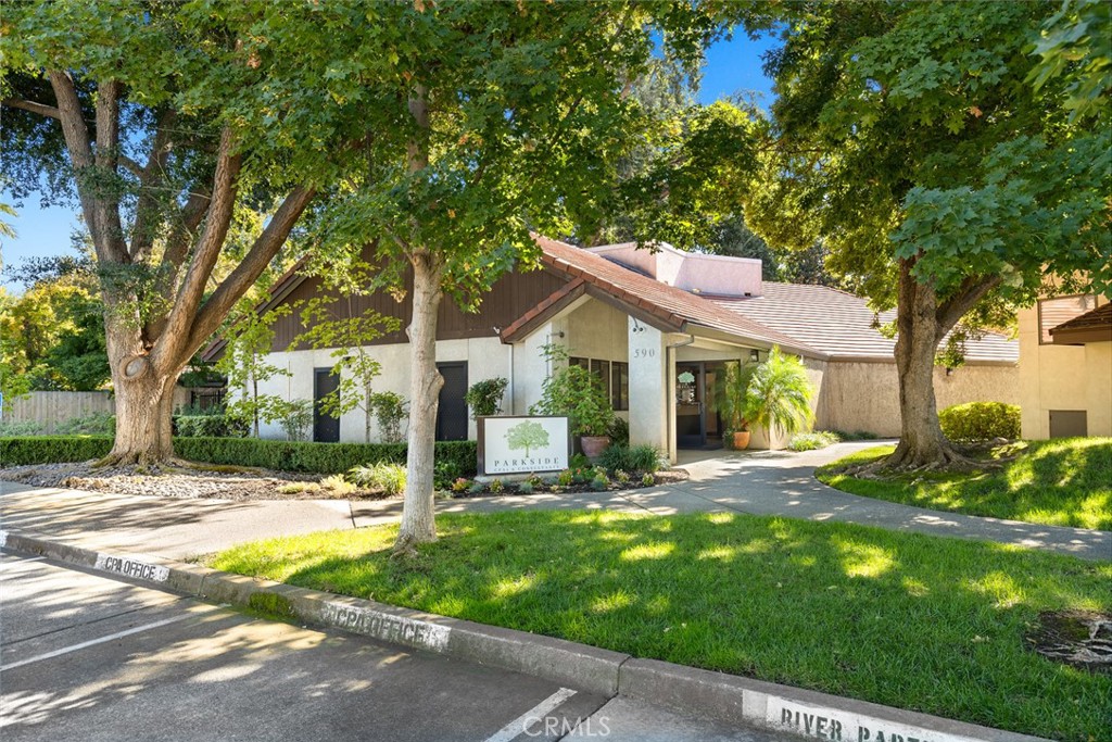 590 Vallombrosa