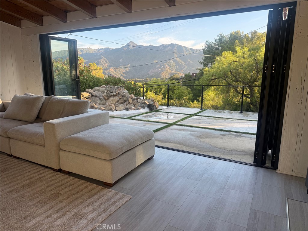 2600 Topanga Skyline