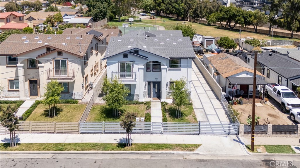 532 Mcfadden