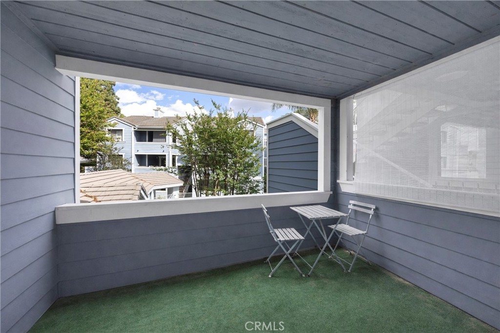 111 S Lakeview D