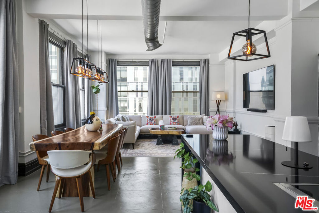 108 W 2nd Street 313