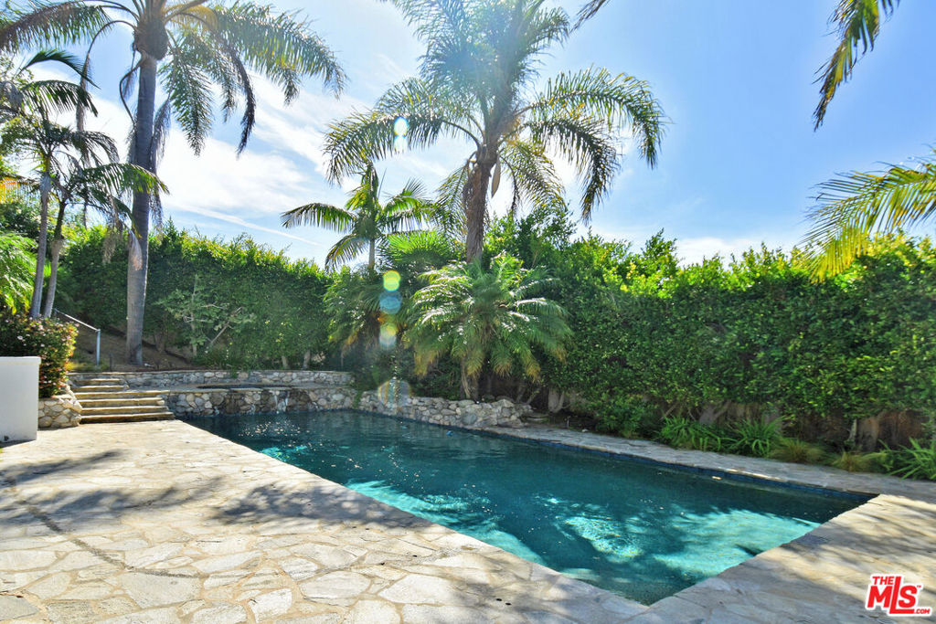 3614 Malibu Country Drive