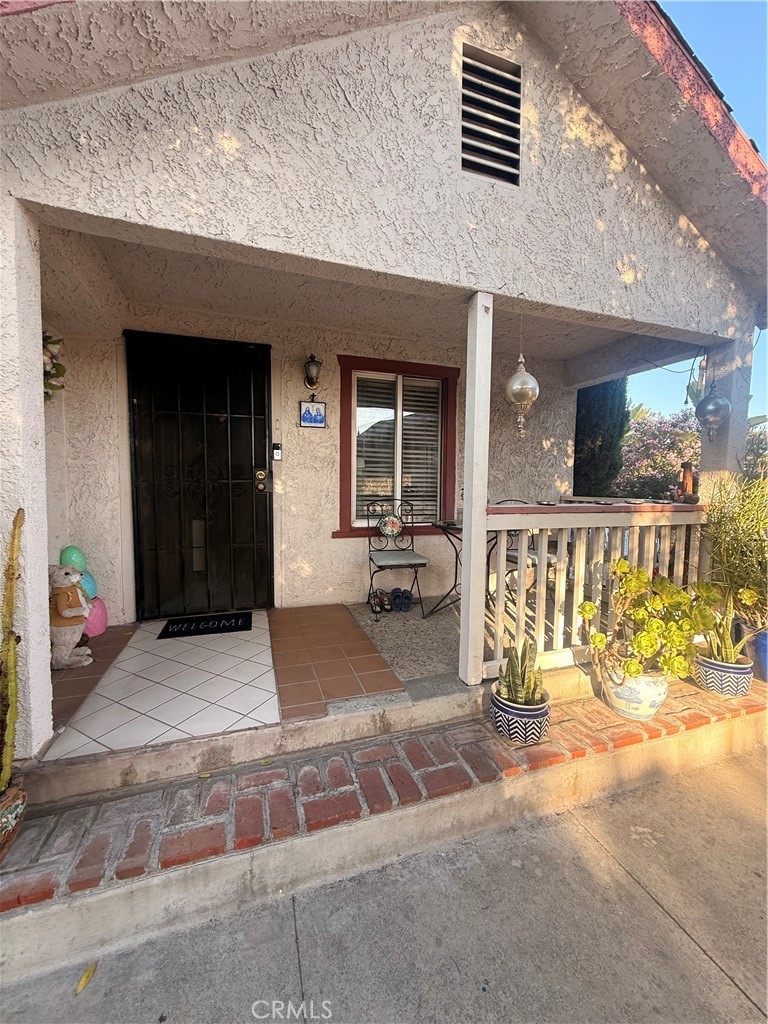 4458 Stewart Avenue